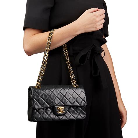 chanel classic handbag vs small classic handbag|chanel small classic handbag price.